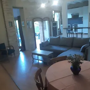 Vue Sur La Riviere. Apartamento